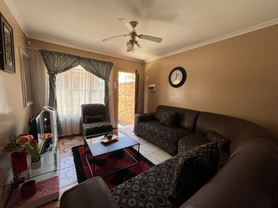 2 Bedroom Property for Sale in Navalsig Free State